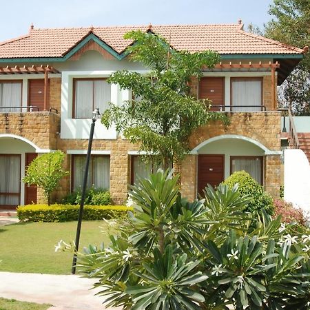 Golkonda Resorts & Spa Hyderabad Exterior photo