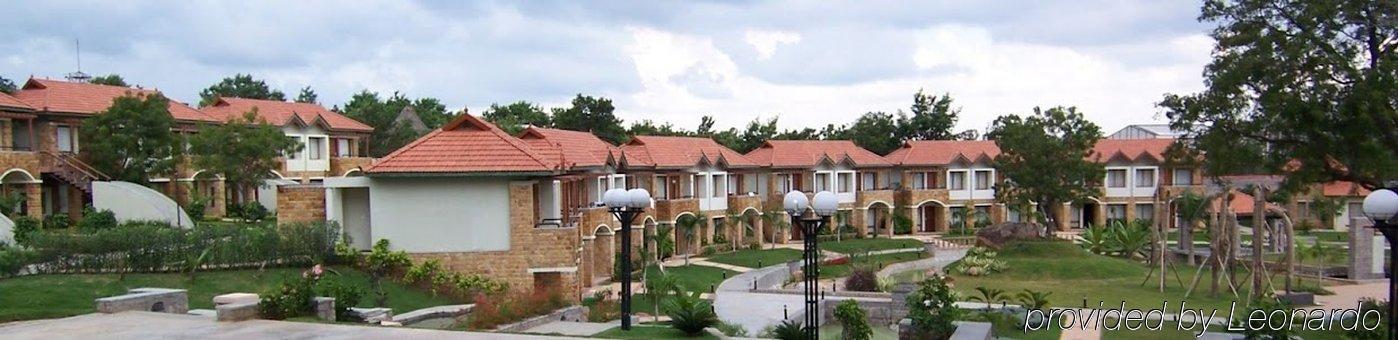 Golkonda Resorts & Spa Hyderabad Exterior photo