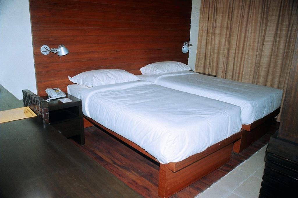 Golkonda Resorts & Spa Hyderabad Room photo